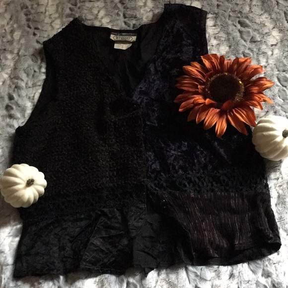 Black vest by Wrapper  Size junior medium - Picture 3 of 5